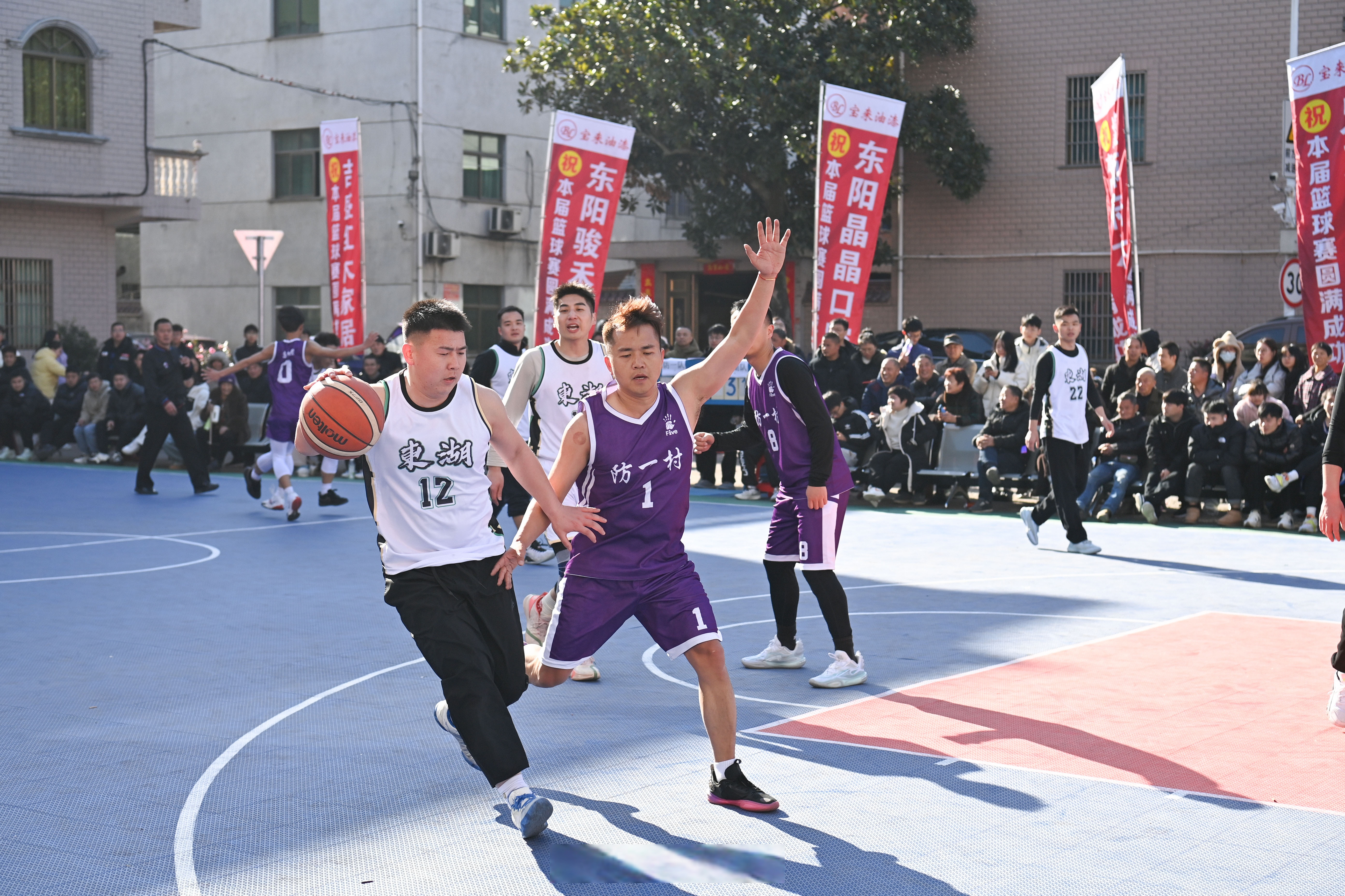 开云APP-网友们晒出的最新篮球赛前气氛