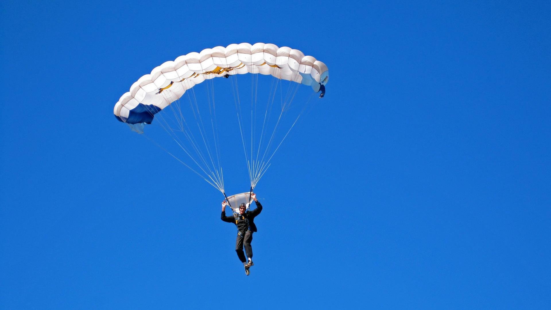 焦点战中的破局者与铁壁，迪马利亚闪耀，阿尔及利亚防守艺术锁死埃及